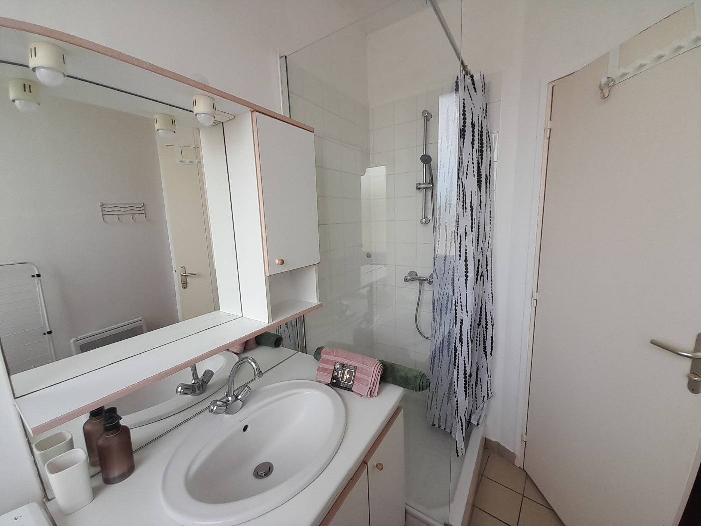 Appartement F1 meublé à louer en centre ville du HAVRE 76