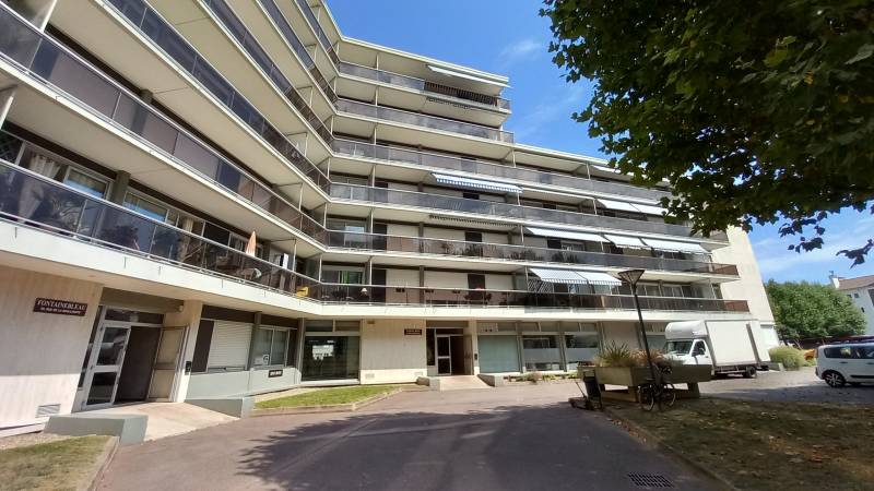 le havre a vendre appartement avec balcon centre plage mer 