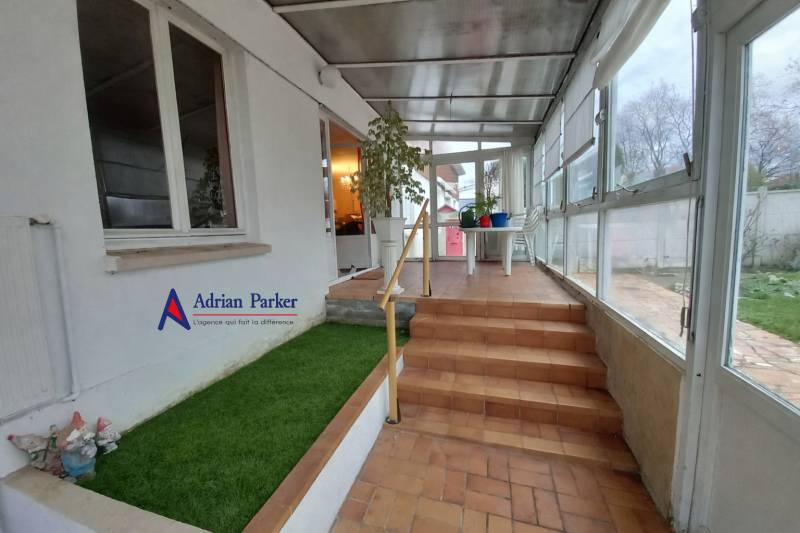 maison f4 à vendre avec garage et jardin 76600