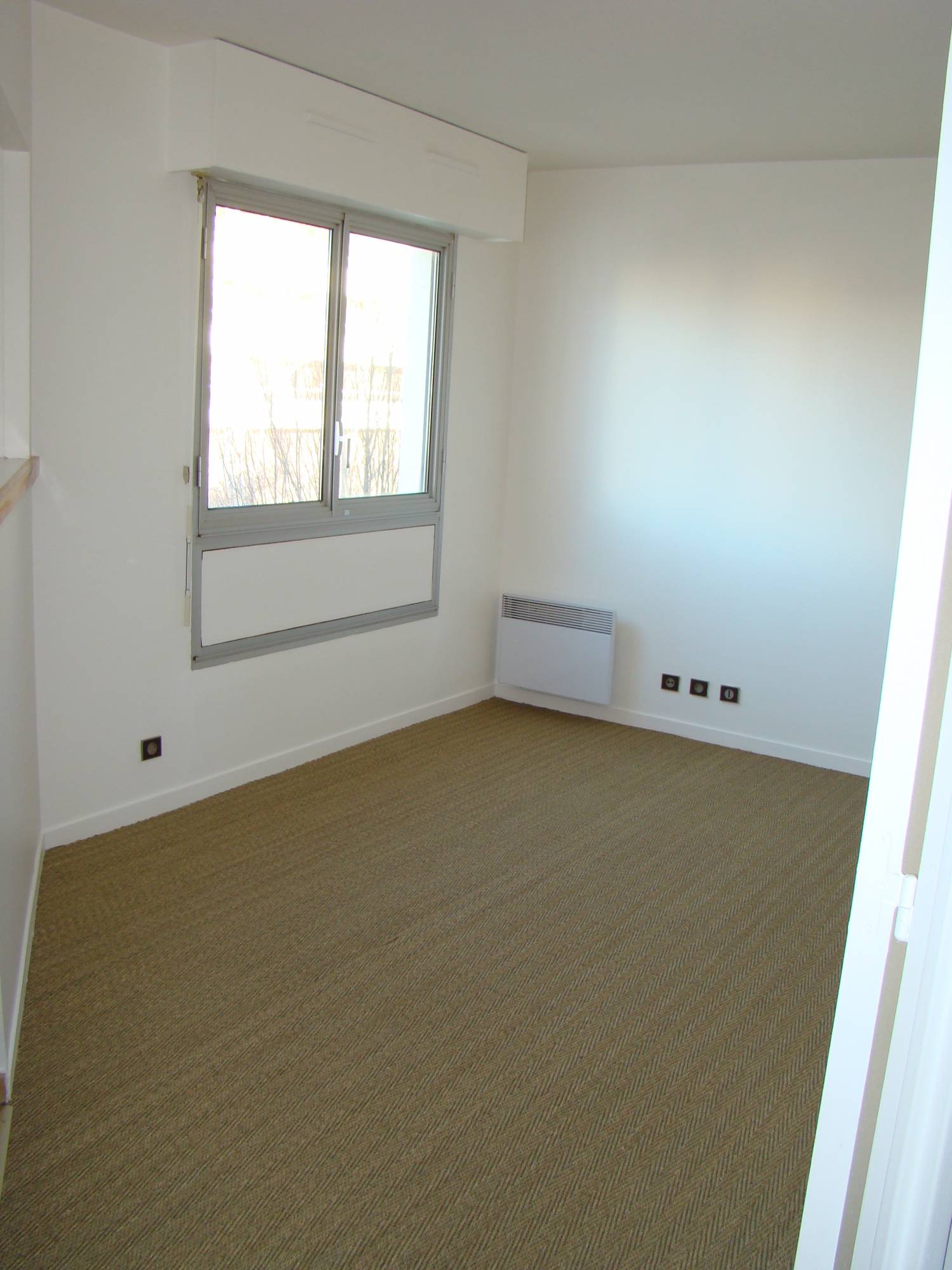 Trouver un appartement à louer avec l'agence ADRIAN PARKER