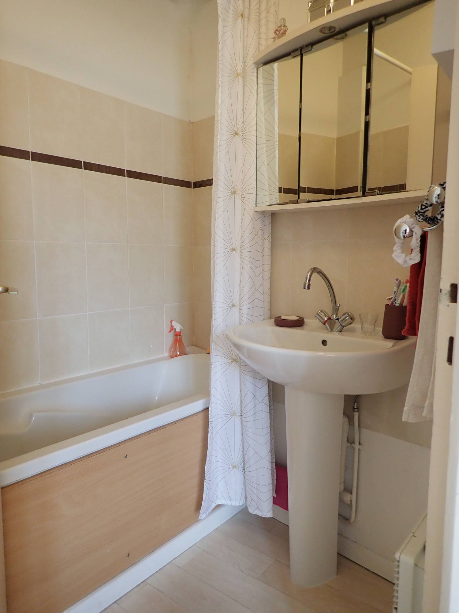 Appartement à vendre 1 chambre et bureau centre ville