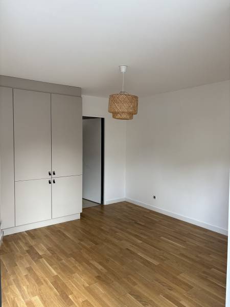 Appartement à louer chez Adrian Parker