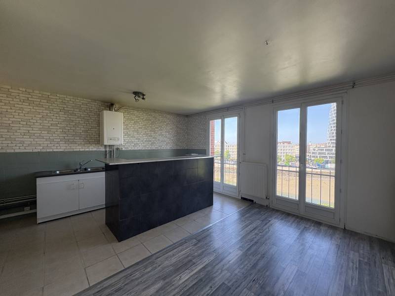 Adrian Parker F2 location Le Havre