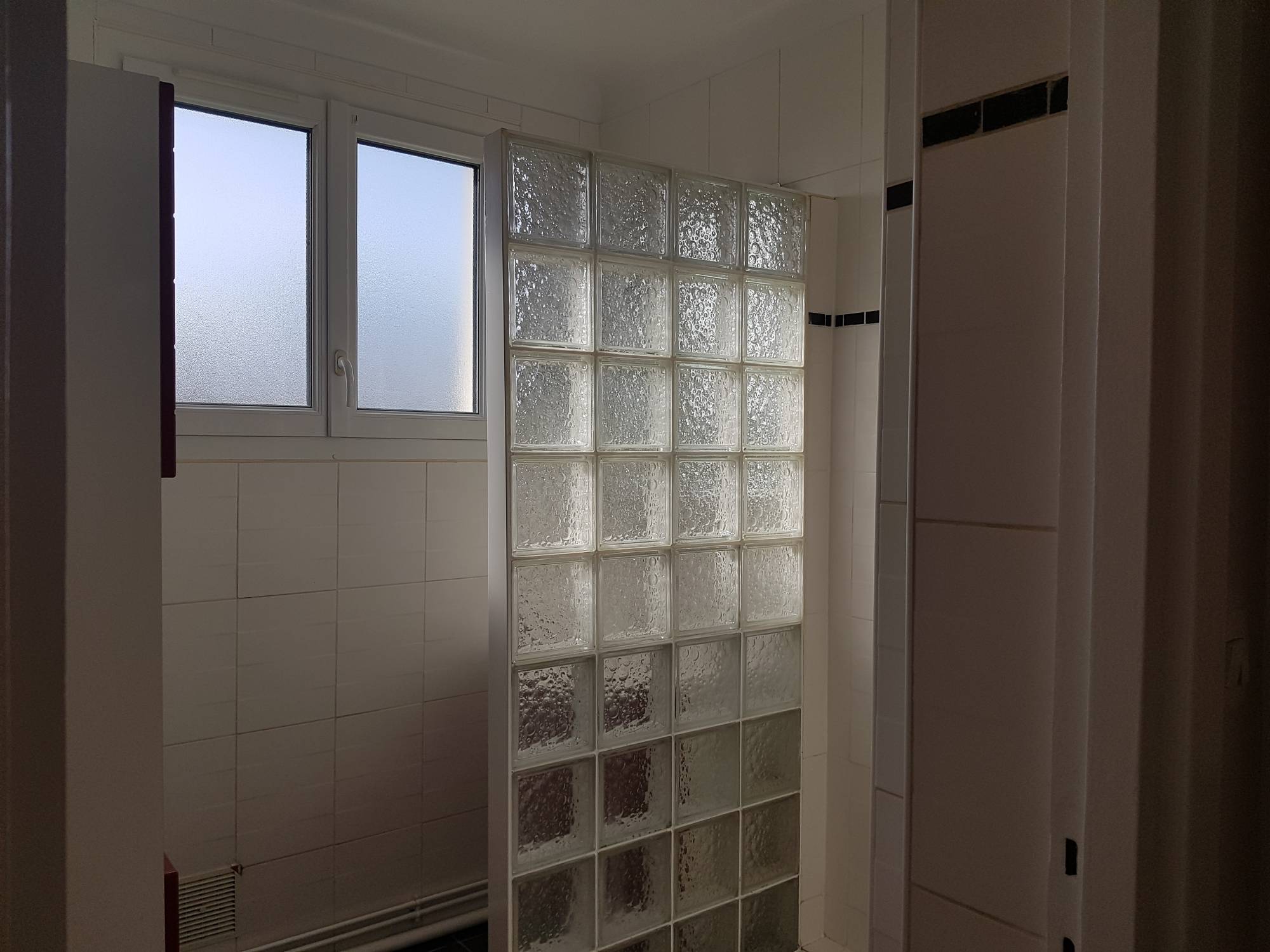 Trouver une location F3 proche Graville avec l'agence Adrian Parker