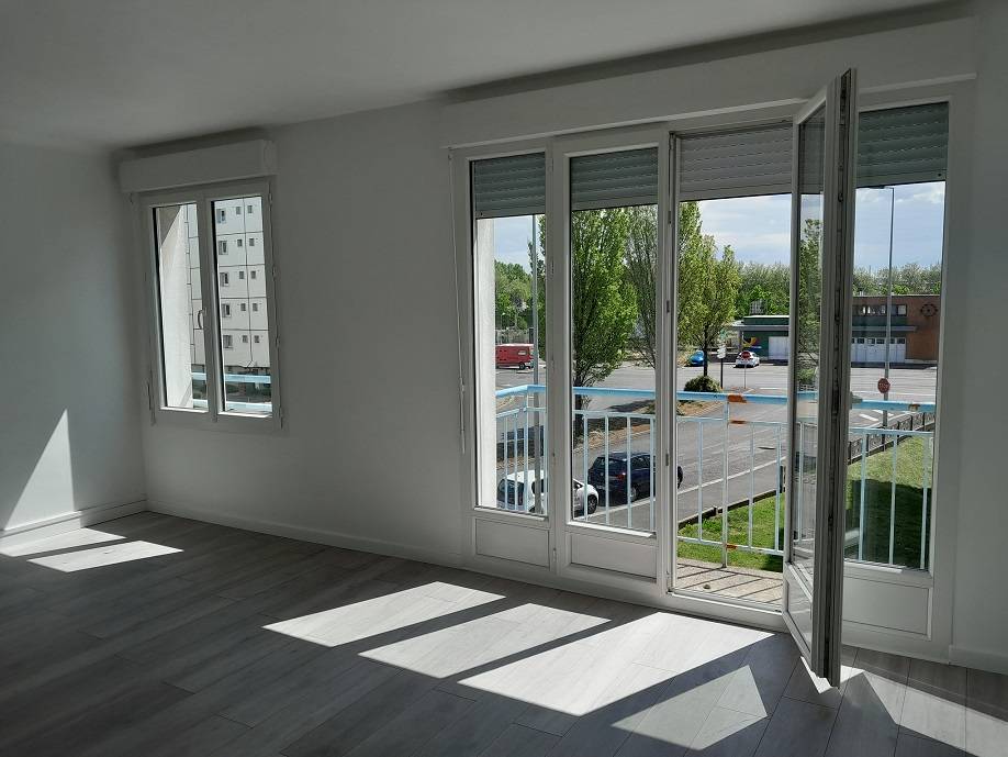 Trouver F2 en location avec Agence Adrian Parker