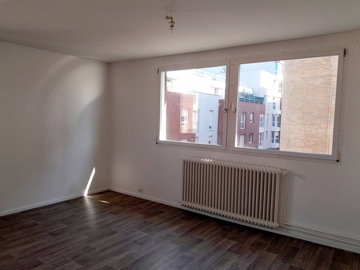 Trouver F2 en location quartier de la Gare avec Agence Adrian Parker