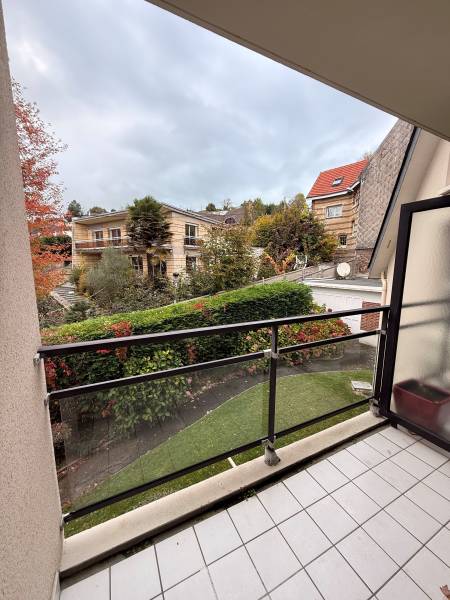 Adrian Parker loue bel appartement F3 sur Sainte-Adresse