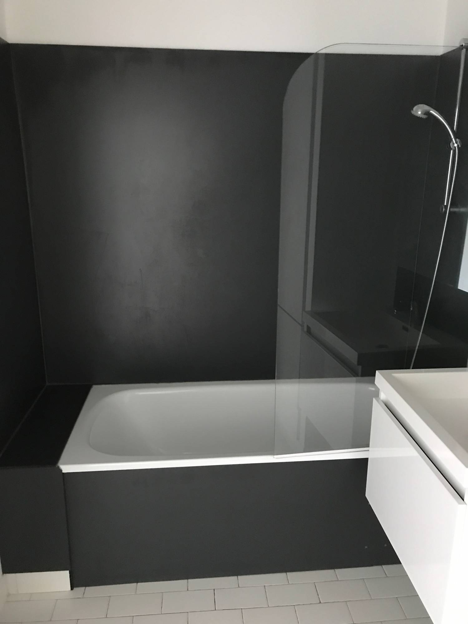 Location bel F2 avec agence Adrian Parker