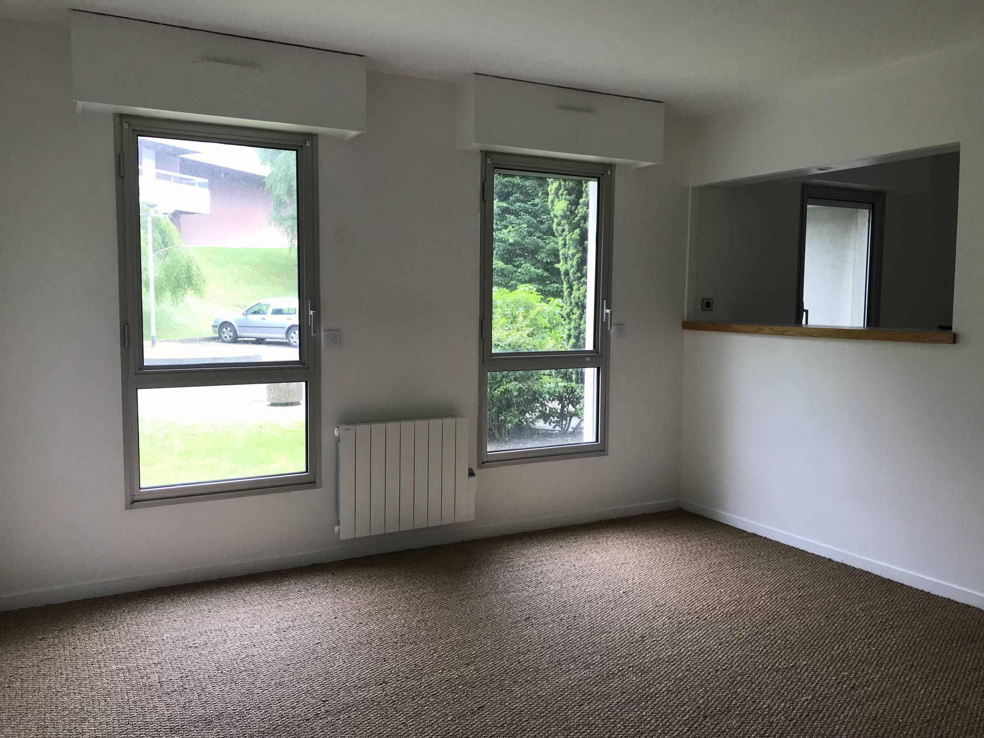 Adrian Parker loue appartement F1 à Sainte-Adresse