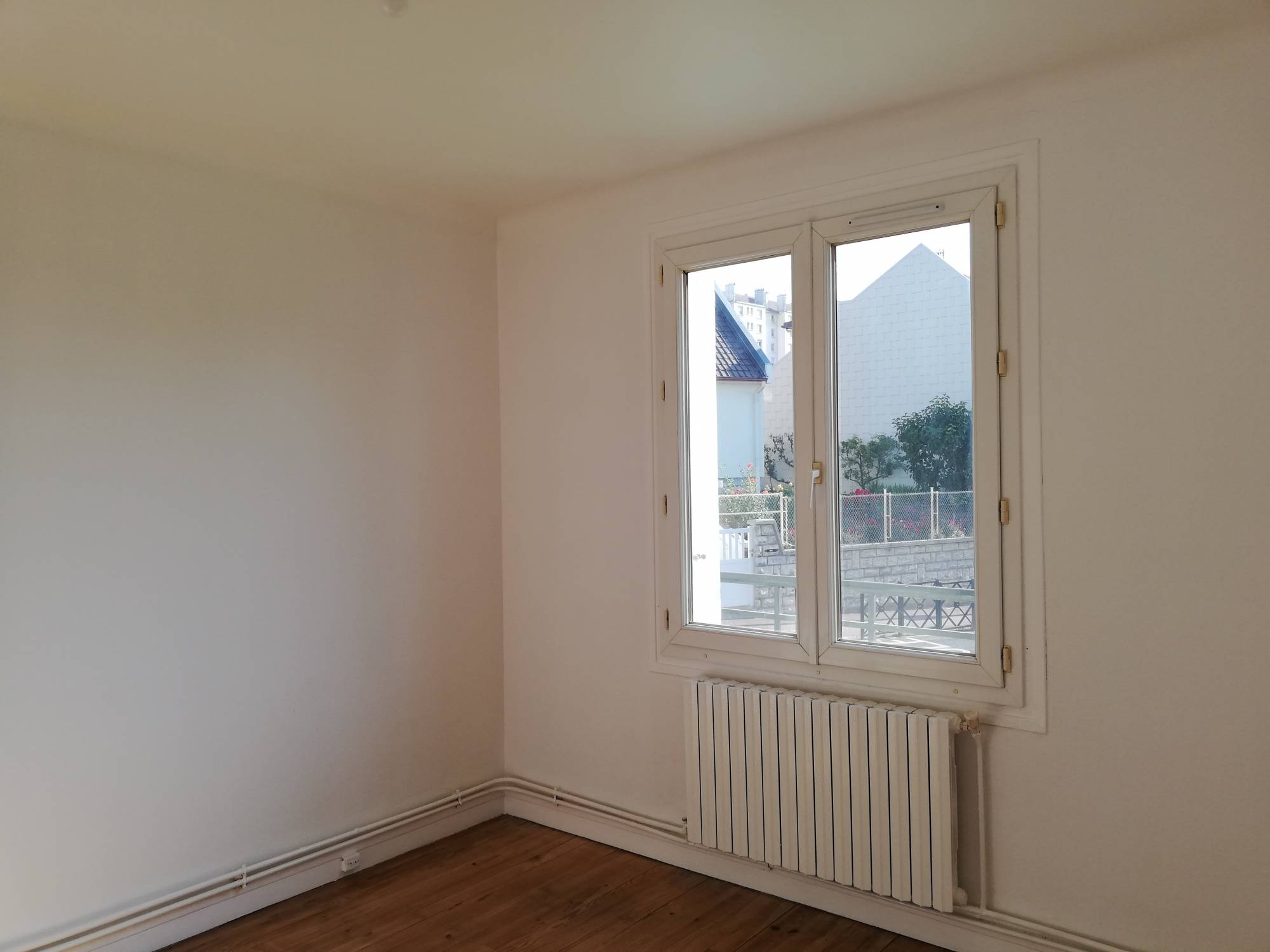 Trouver location appartement F3 avec Agence Adrian Parker