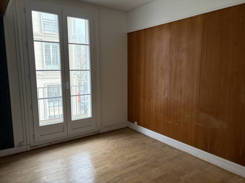 F4 à louer chez Adrian Parker