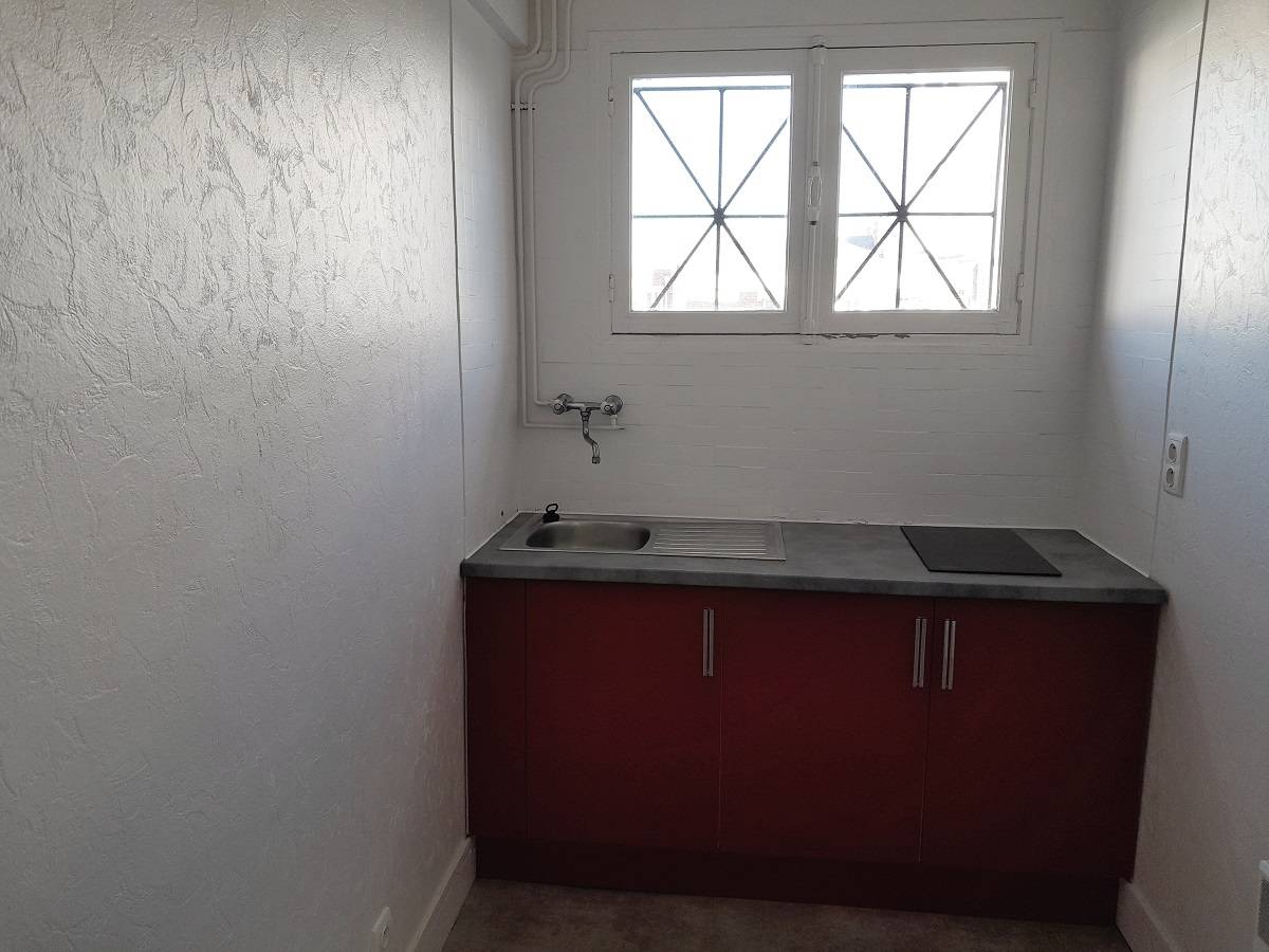 Trouver F1 à la location avec Agence Adrian Parker