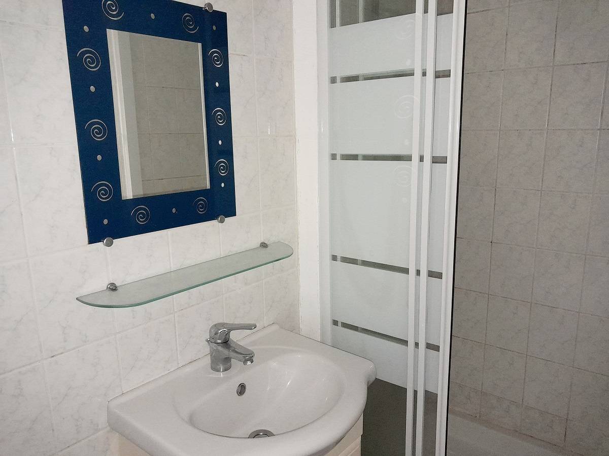 Trouver F1 bis Graville à la location avec Agence Adrian Parker