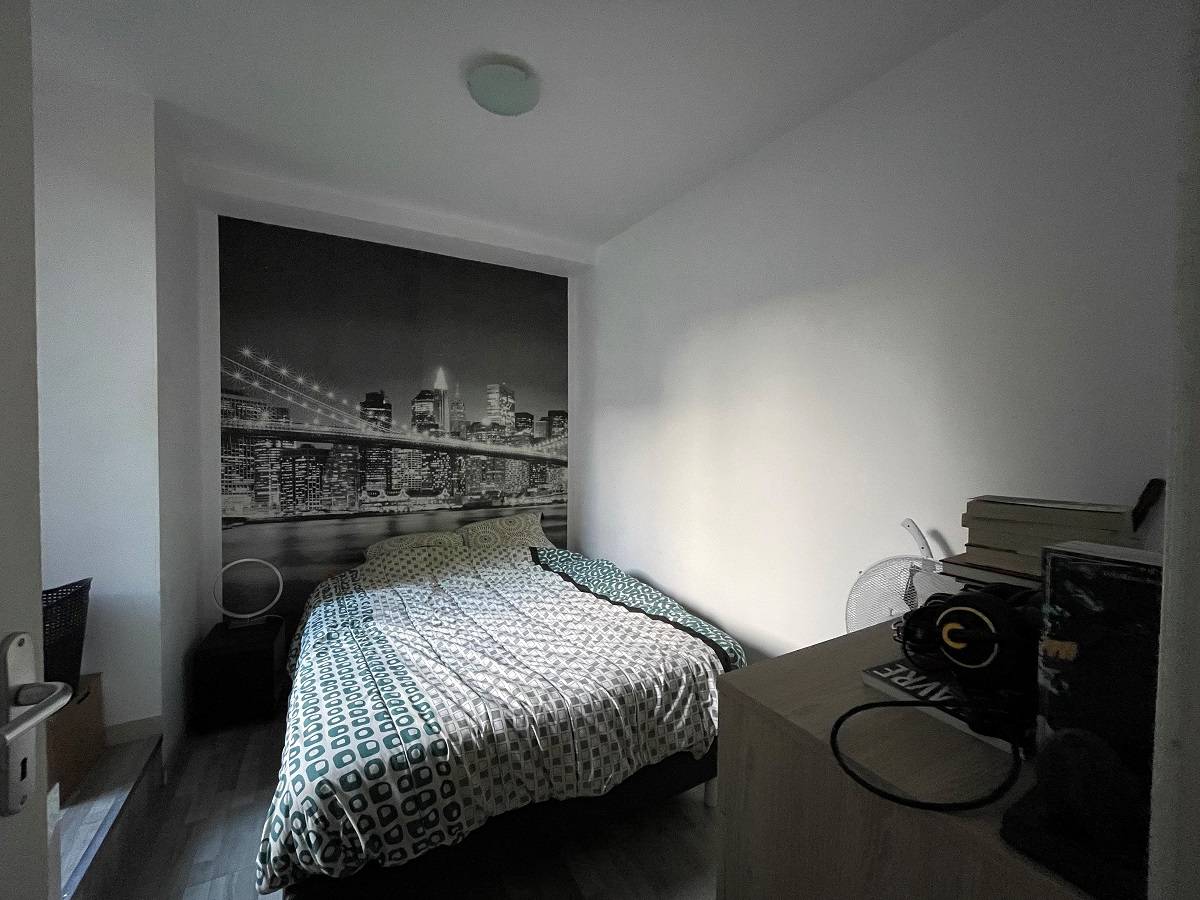 chambre avec rangements