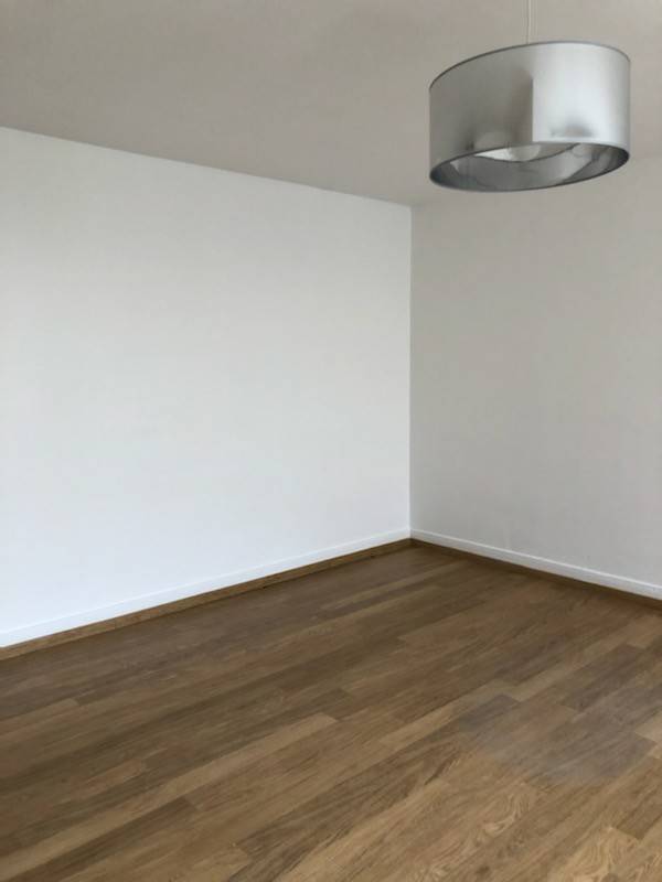 Trouver location appartement F2 avec Agence Adrian Parker