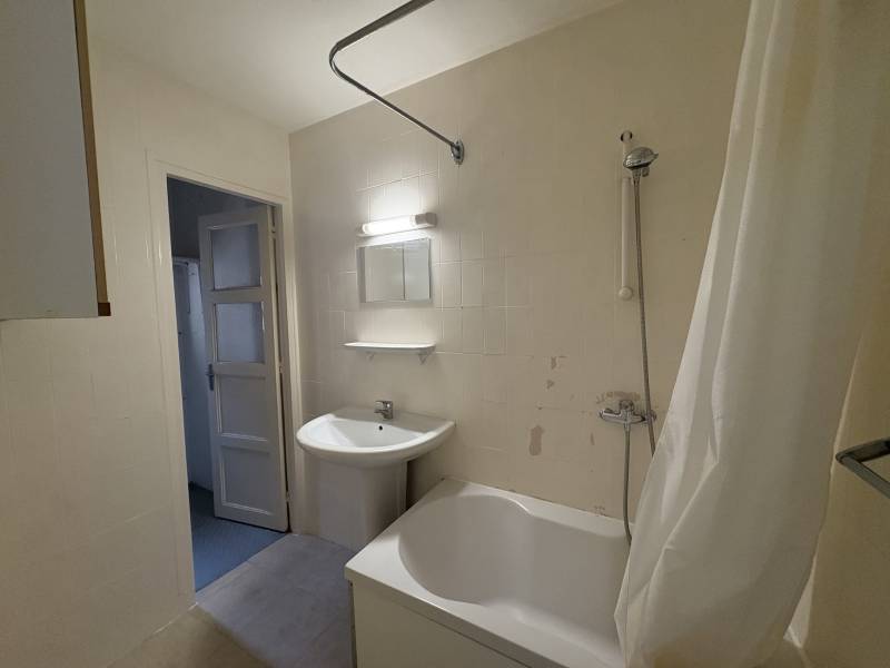 F2 a louer Saint Francois