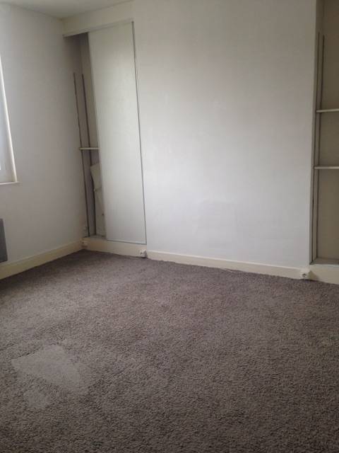 Adrian Parker loue F3 secteur Graville