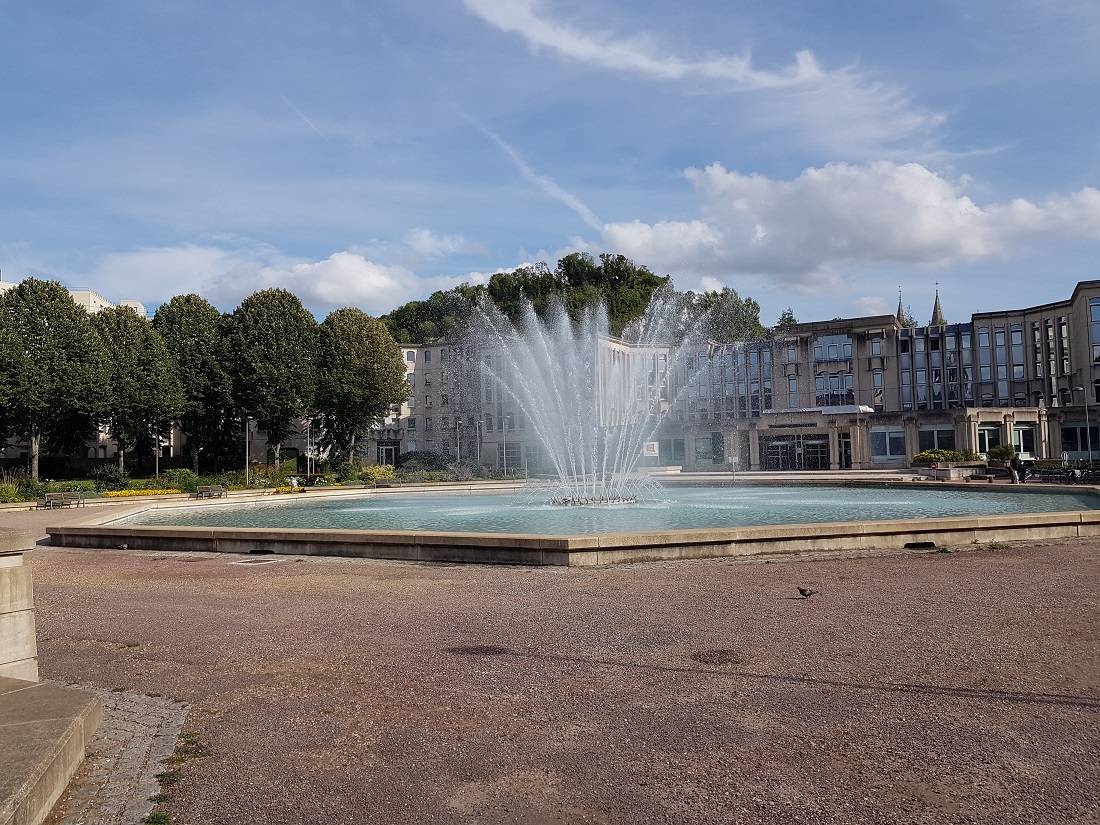 bel appartement dans résidence à louer refait à neuf