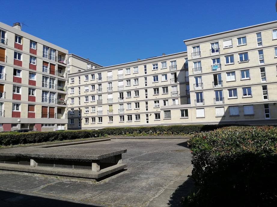 Trouver location appartement F2 avec Agence Adrian Parker