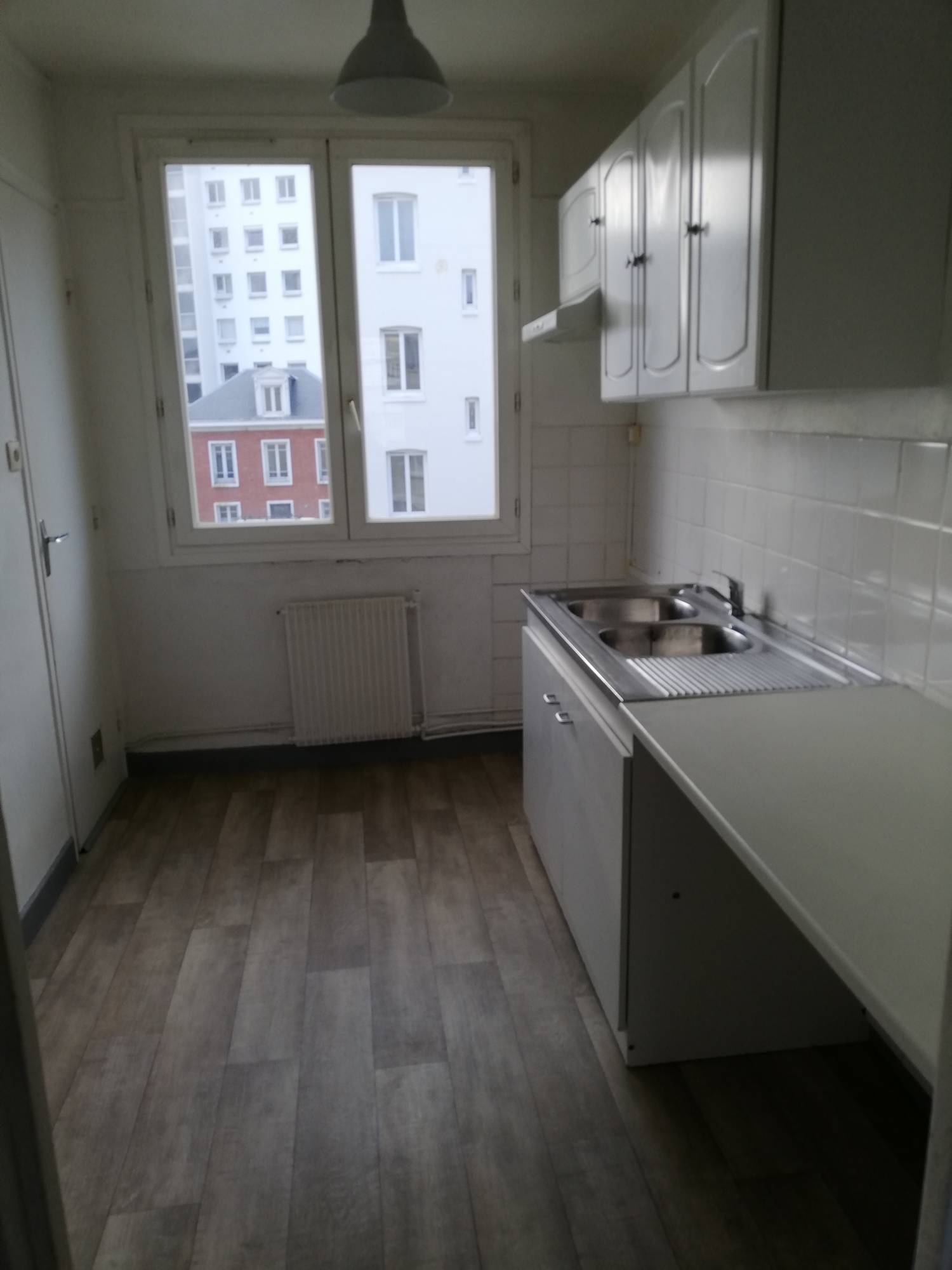location appartement avec cour de stationnement