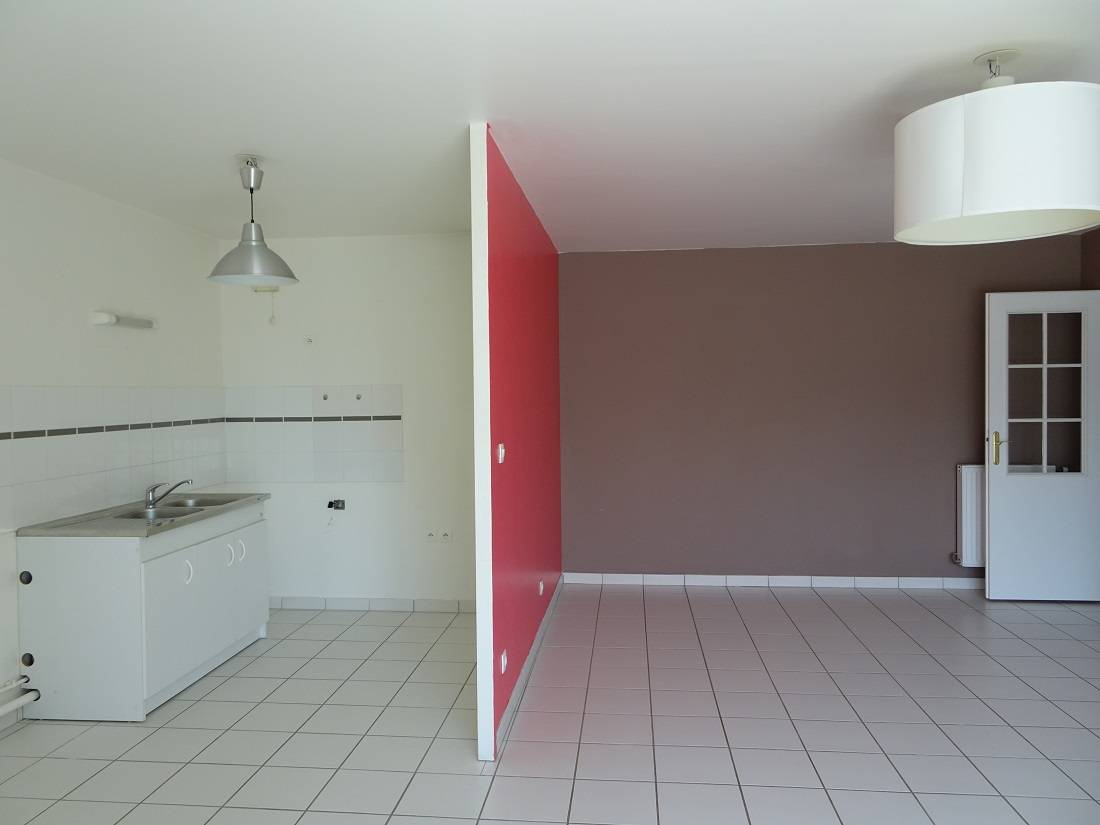 bel appartement à louer avec balcon