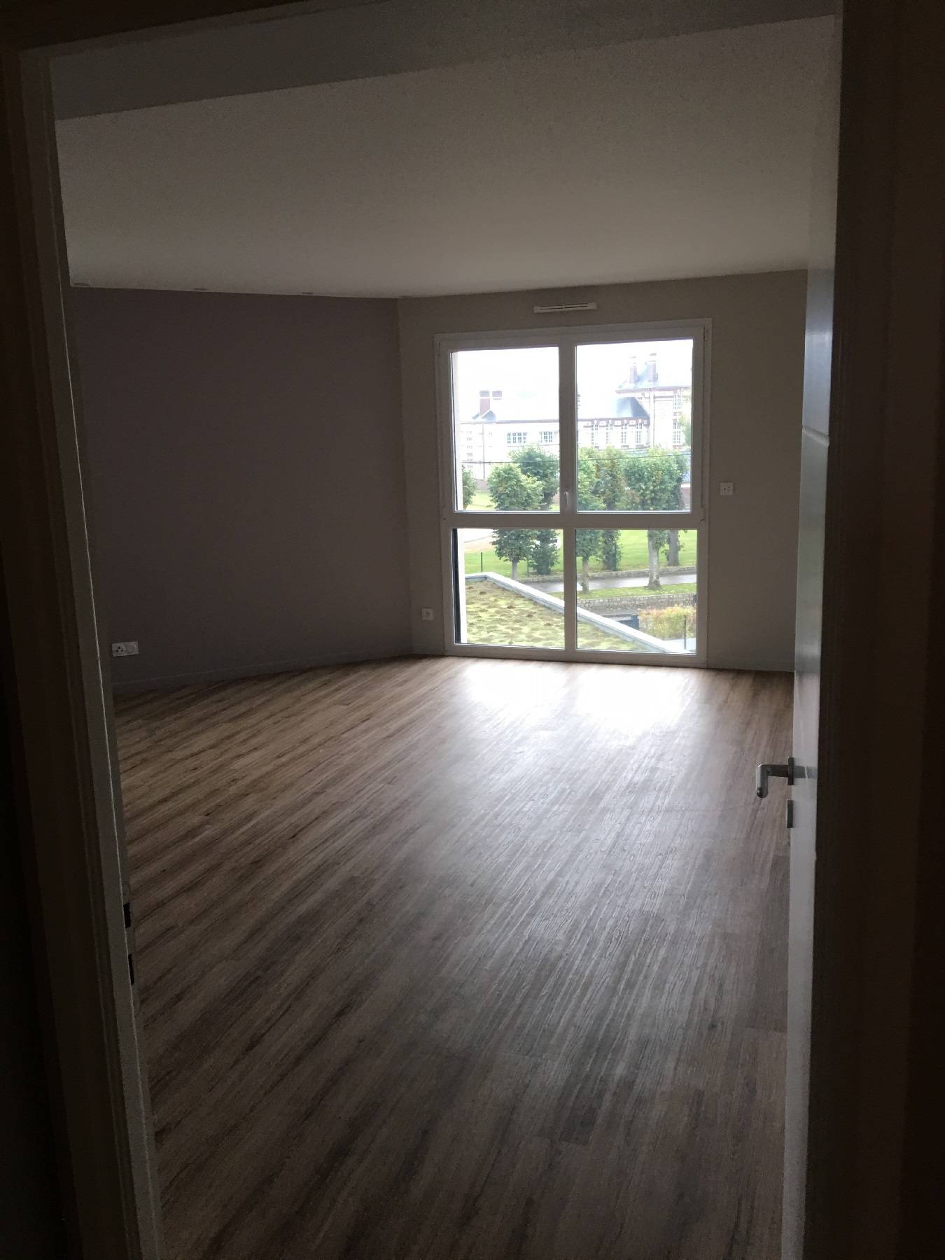 A loue bel appartement F3 à Yvetot