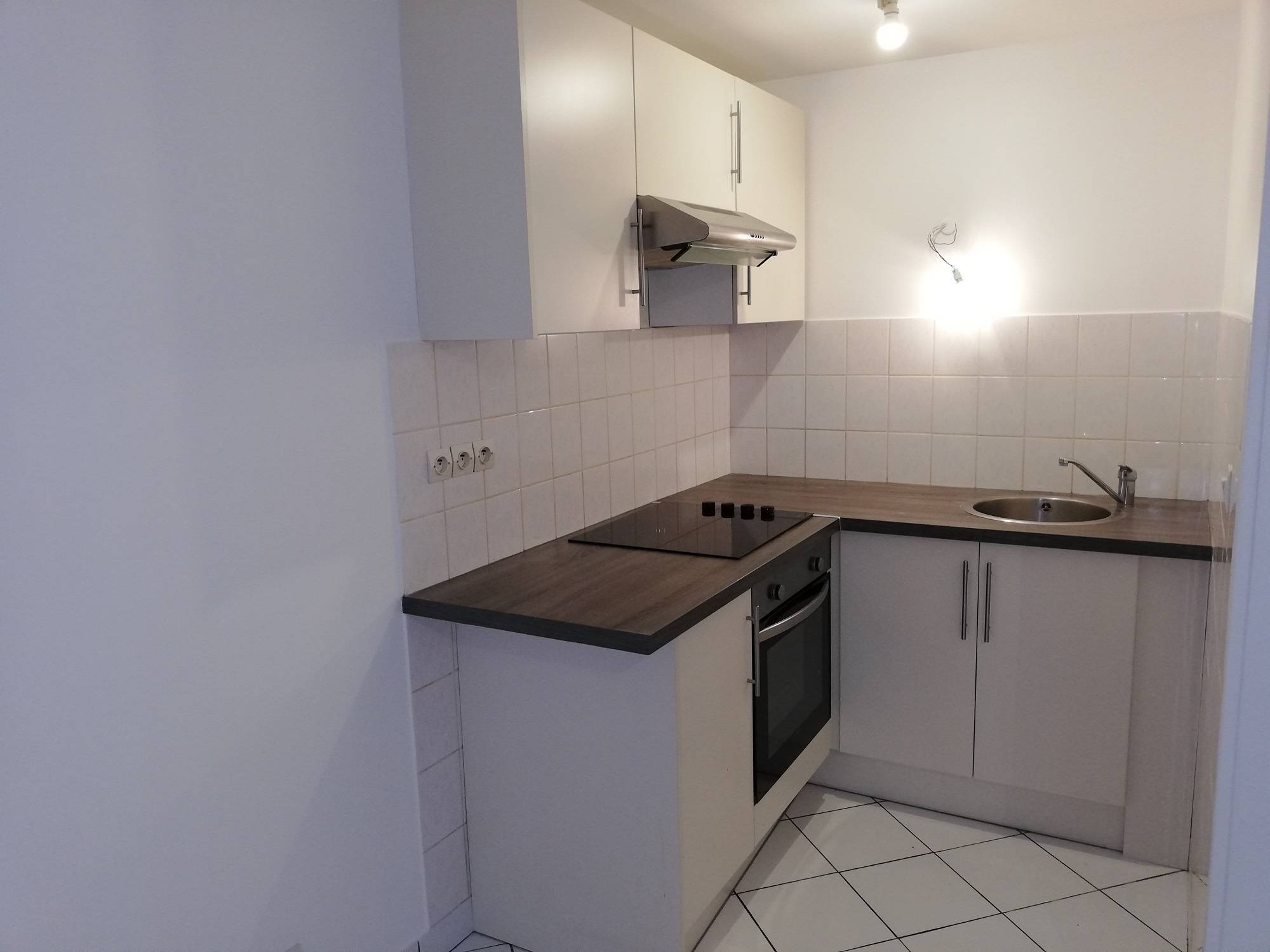 Trouver location F3 avec l'agence Adrian Parker