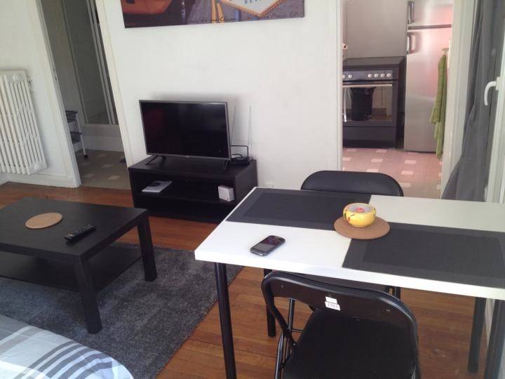 appartement F1 proche de l'EMN à louer