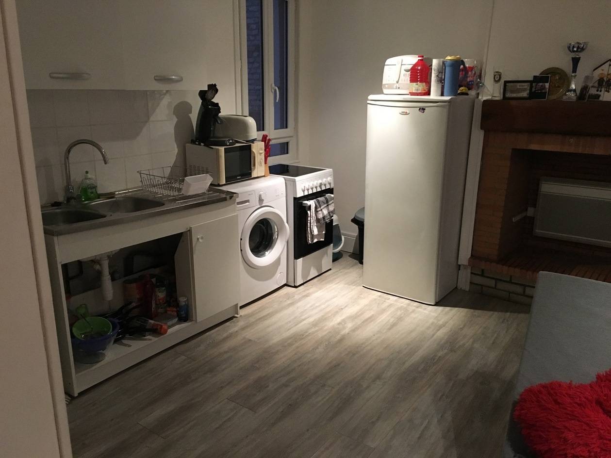 Location appartement F2 en parfait état situé rue Ernest Renan