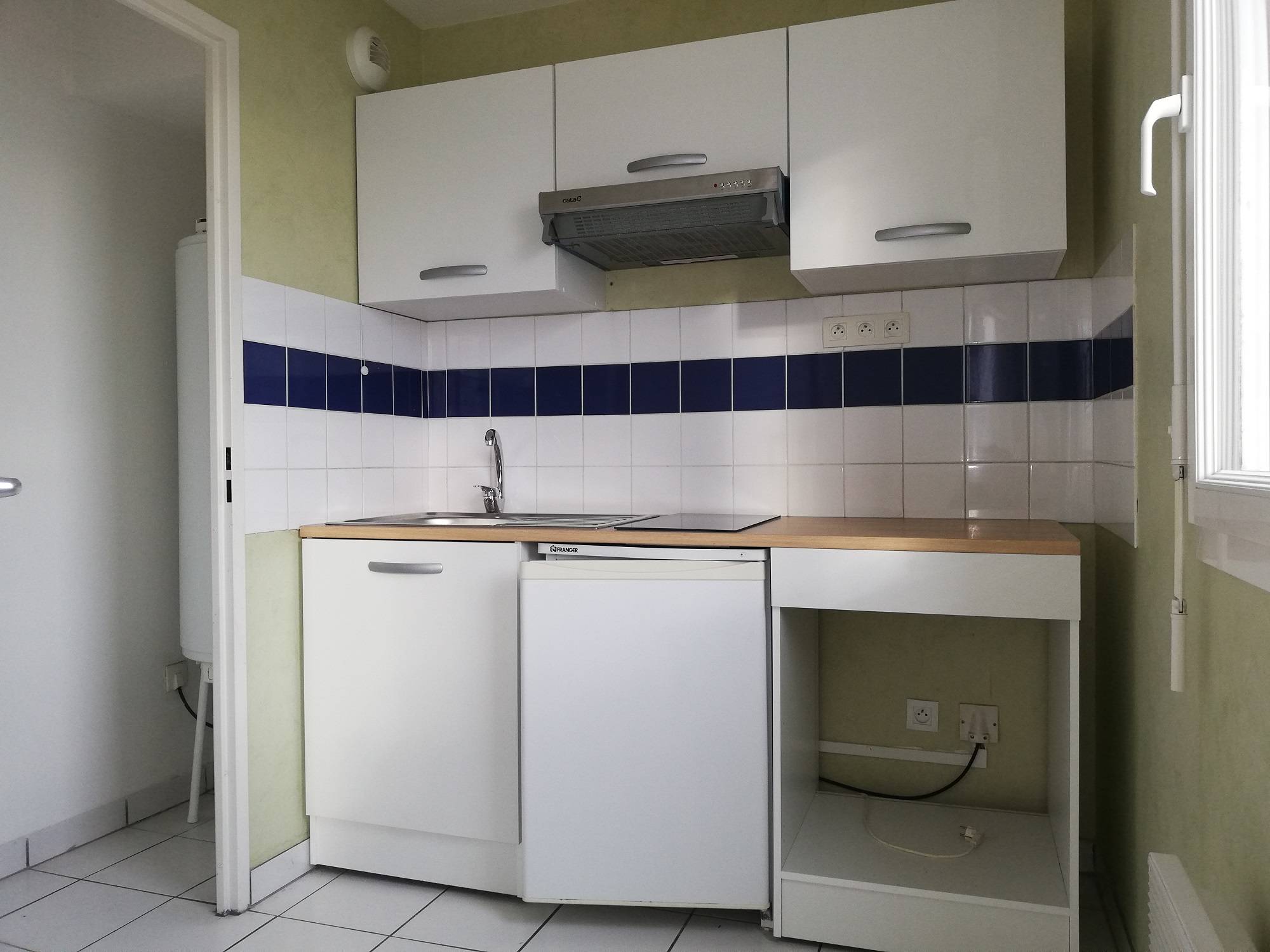 f3 à louer résidence avec ascenseur