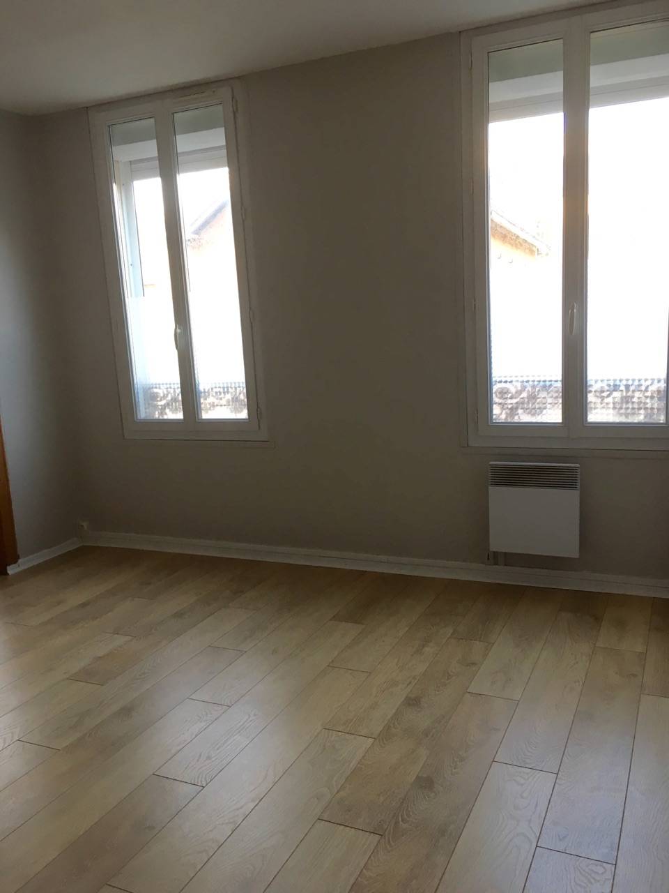 appartement situé entre la gare et coty a louer