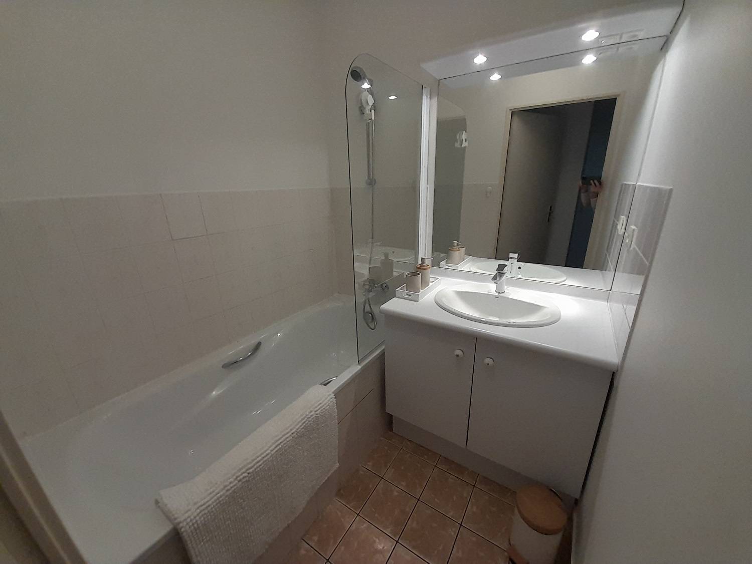 F2 meublé à louer centre ville du Havre 76