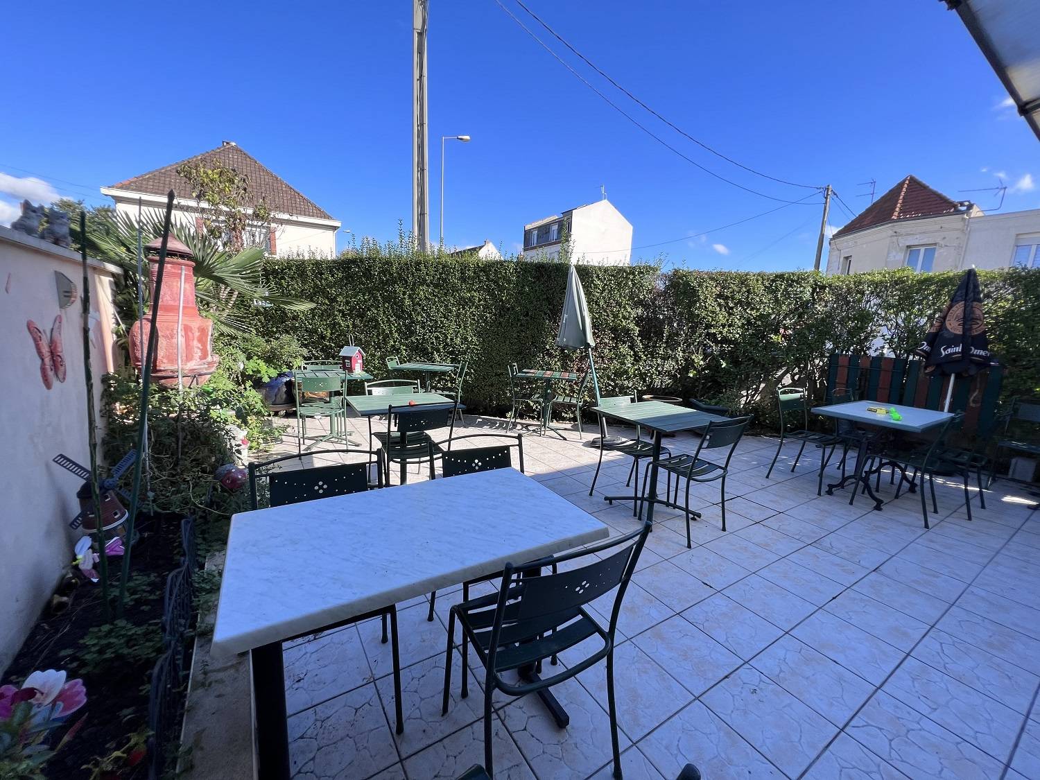 terrasse ensoleillée