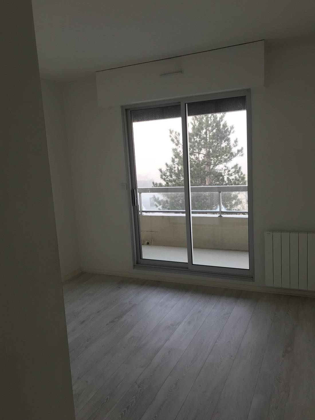 Adrian Parler loue bel F3 sur Sainte-Adresse