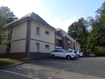 Notre zone d'activité pour ce service Longère F6 avec grand jardin à vendre