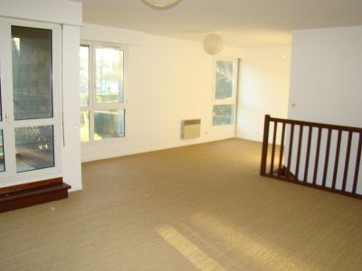 Notre zone d'activité pour ce service À louer appartement F3 avec terrasse exposée sud