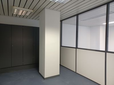 Notre zone d'activité pour ce service Local commercial refait à neuf dans rue piétonne