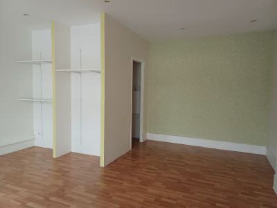 Notre zone d'activité pour ce service Local commercial à vendre